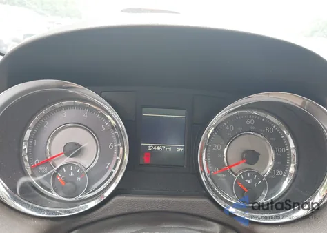 2016 Chrysler Town & Country Touring z USA, uszkodzony, nr VIN 2C4RC1BG7GR289490